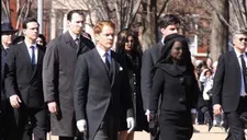 Bobby Kennedy (Peter Sarsgaard) with Jackie